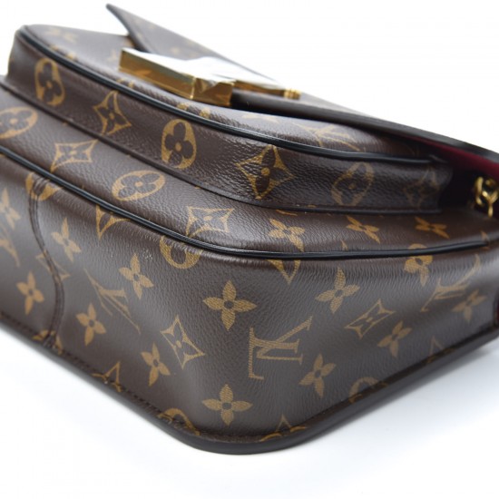 LOUIS VUITTON Monogram Passy